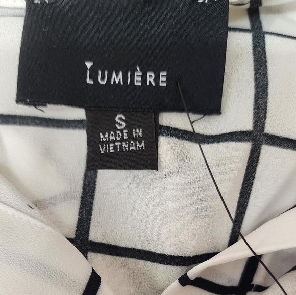 Lumière Collared Rolled Sleeve Peplum Waist Grid Print Blouse-(Small) - Picture 9 of 9